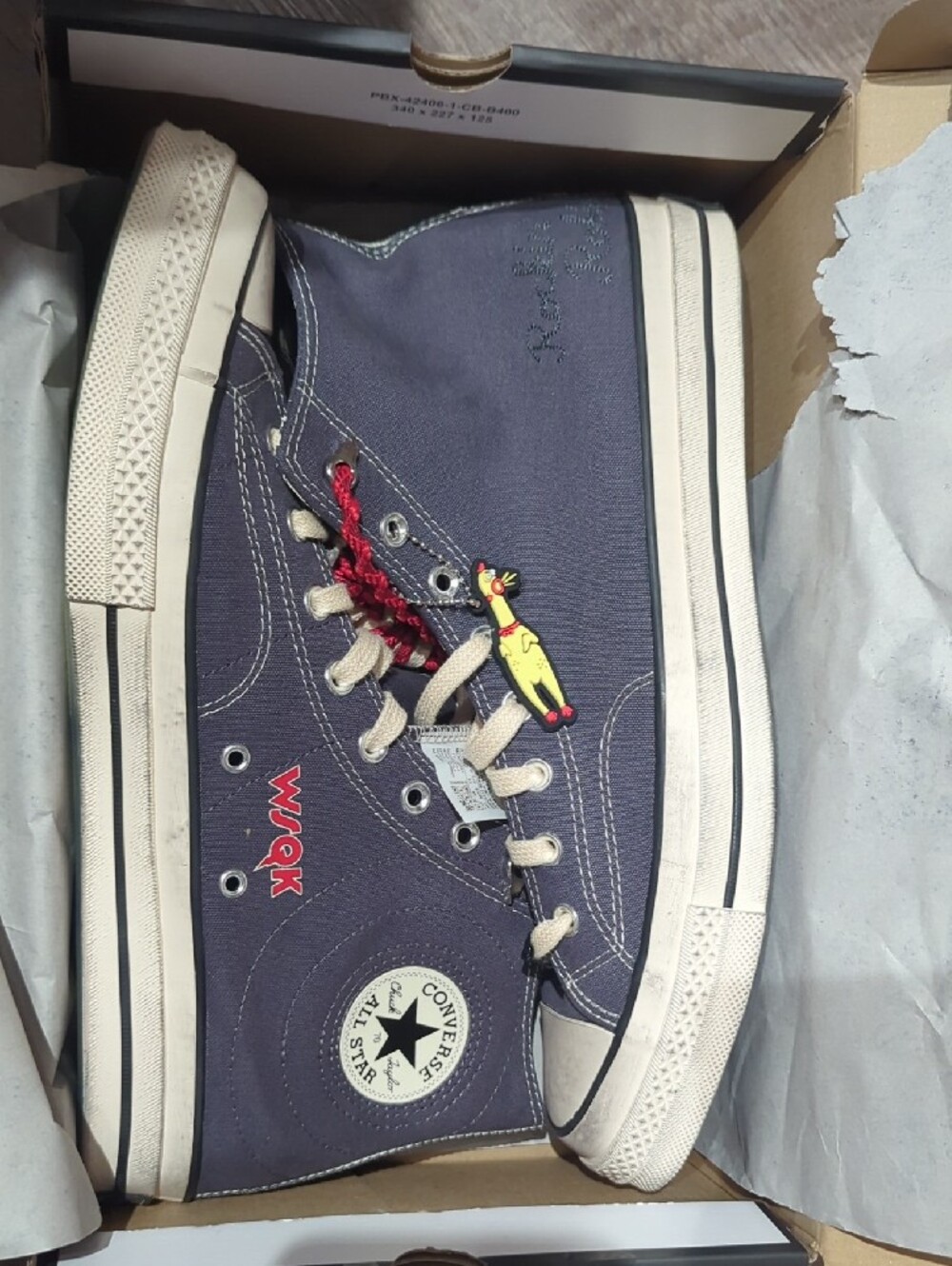 Converse X Stranger Things Size 13 Men's 15 Women's New Collection - Picture 3 of 11